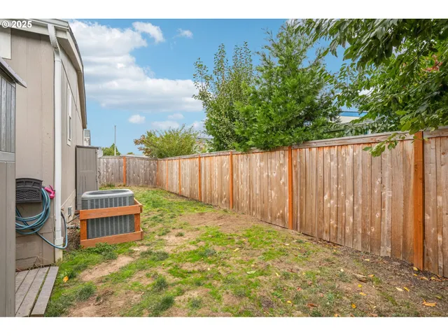 $140,000 | 5266 Crystal Street Northeast, Unit 233, Salem, OR 97305