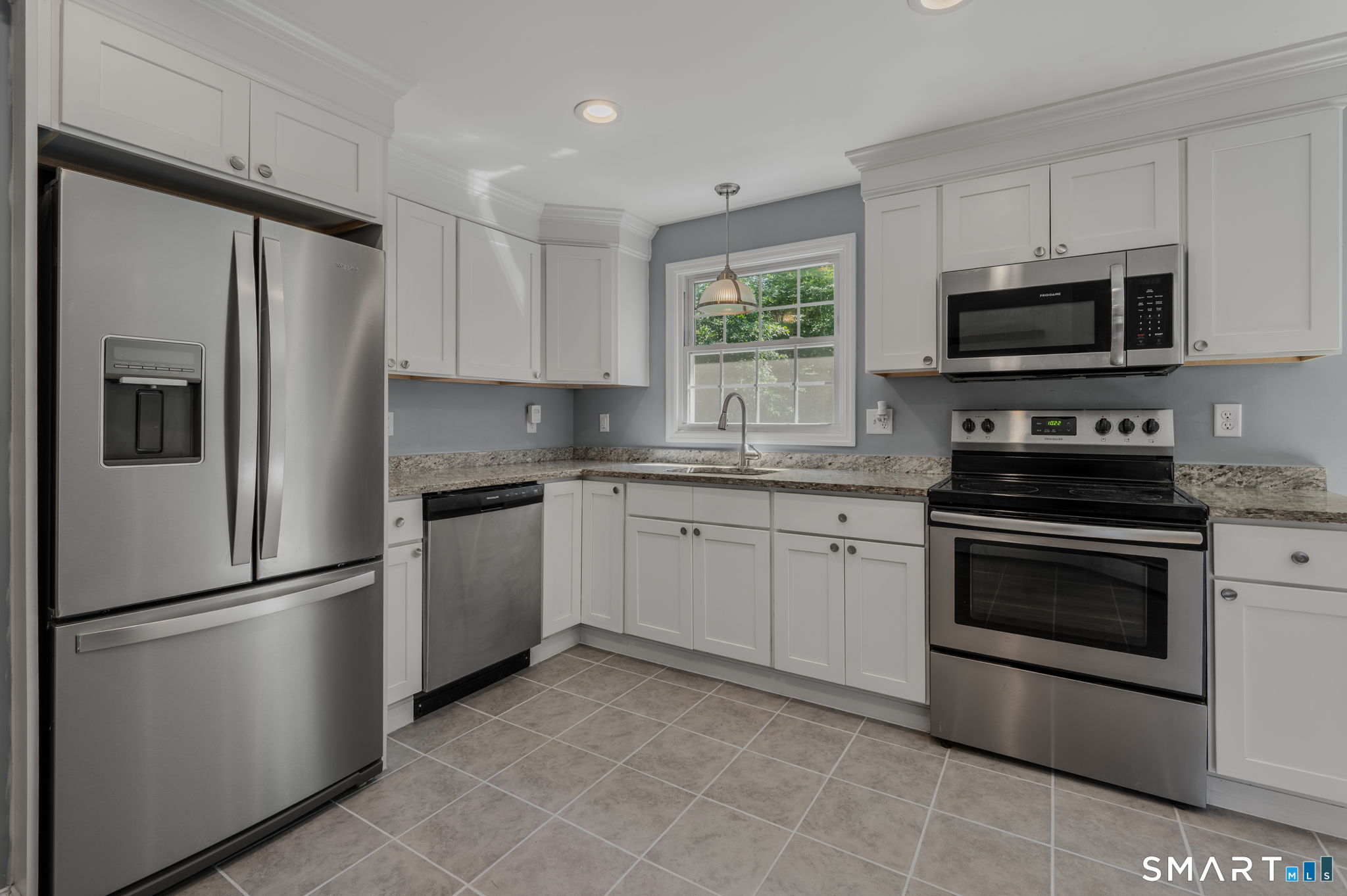 5 Partridge Hollow Road Ledyard, CT 06335 - Photo 12 of 37