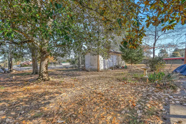 $400,000 | 108 Northwest Railroad Avenue, St. George, SC 29477