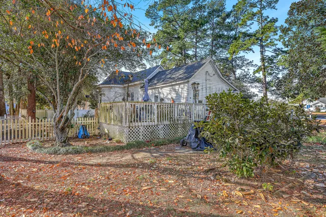 $400,000 | 108 Northwest Railroad Avenue, St. George, SC 29477