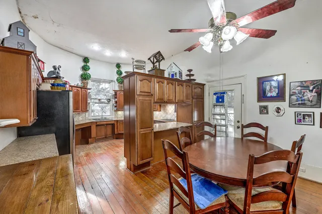 $400,000 | 108 Northwest Railroad Avenue, St. George, SC 29477