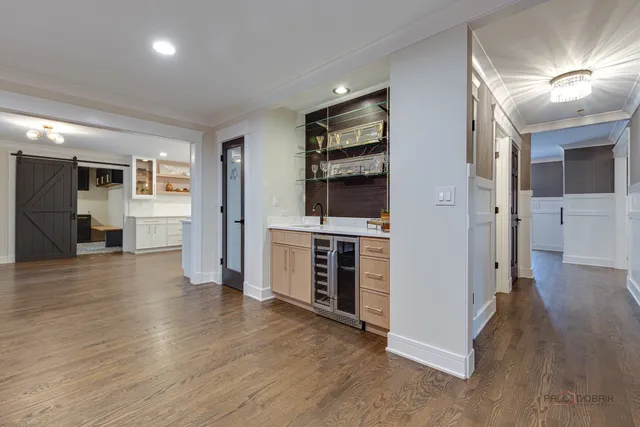 $1,489,000 | 2221 Donegal Drive, Darien, IL 60561