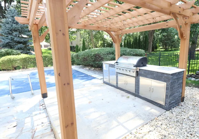 $1,489,000 | 2221 Donegal Drive, Darien, IL 60561