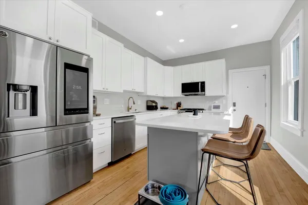 $5,600 | 1728 North Wood Street, Unit 2R, Chicago, IL 60622