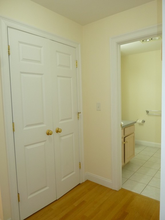 130 Turnpike Road, Unit 22 Chelmsford, MA 01824 - Photo 10 of 29 Gallery Image 10