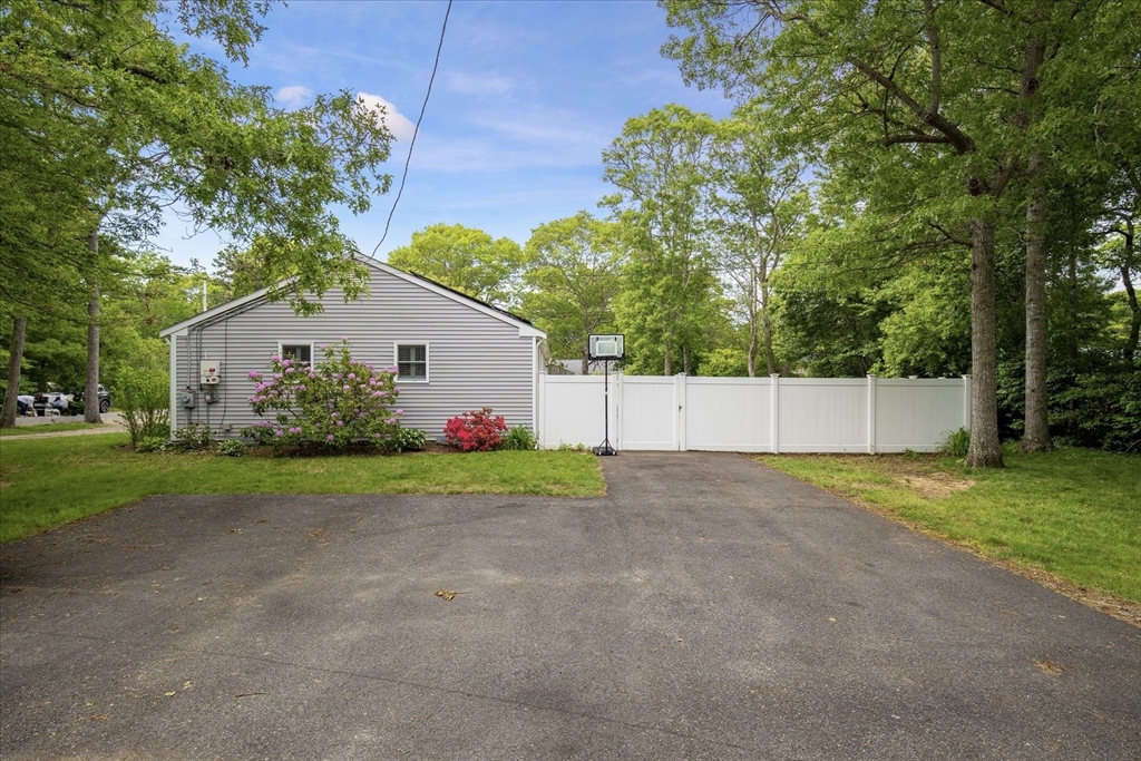 1309 Shootflying Hill Road Barnstable, MA 02632 - Photo 29 of 31