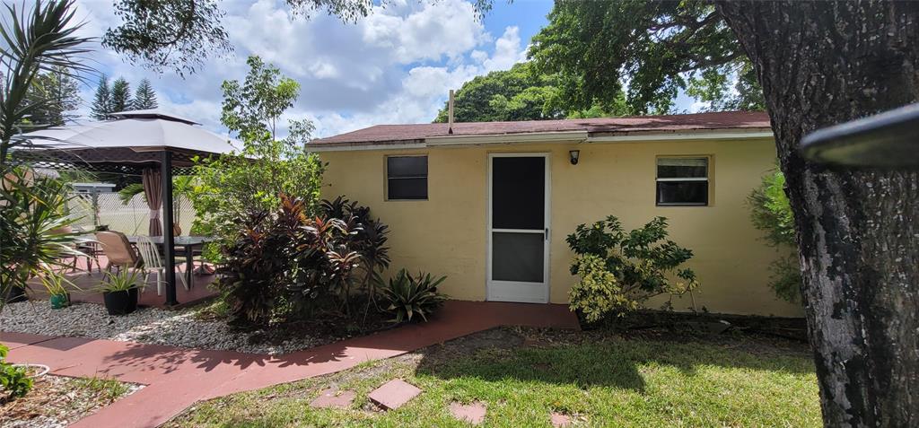 219 Northeast 4th Street Hallandale Beach, FL 33009 - Photo 13 of 13