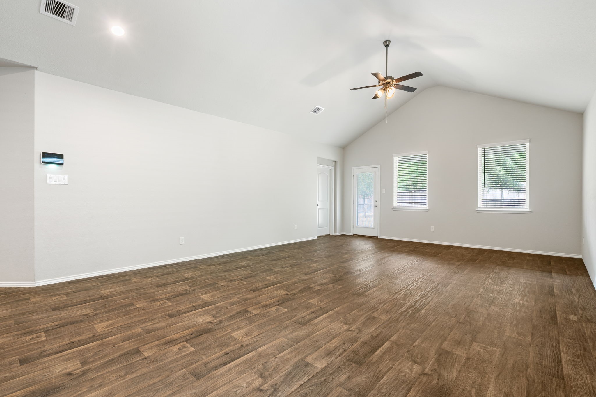 11722 Bari Reef Lane Conroe, TX 77304 - Photo 12 of 27