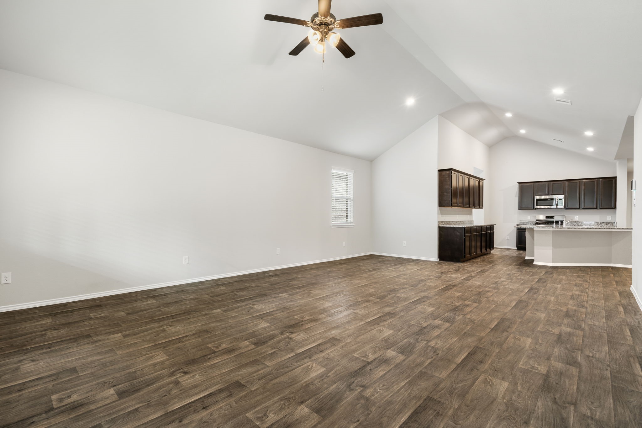11722 Bari Reef Lane Conroe, TX 77304 - Photo 13 of 27