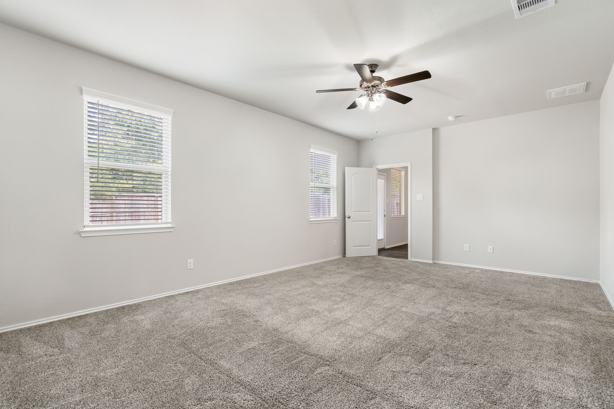 11722 Bari Reef Lane Conroe, TX 77304 - Photo 16 of 27