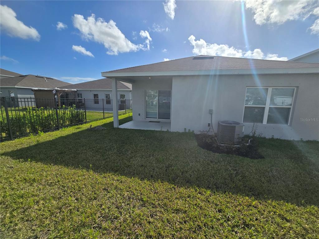 404 Açaí Lane Fort Pierce, FL 34981 - Photo 6 of 15