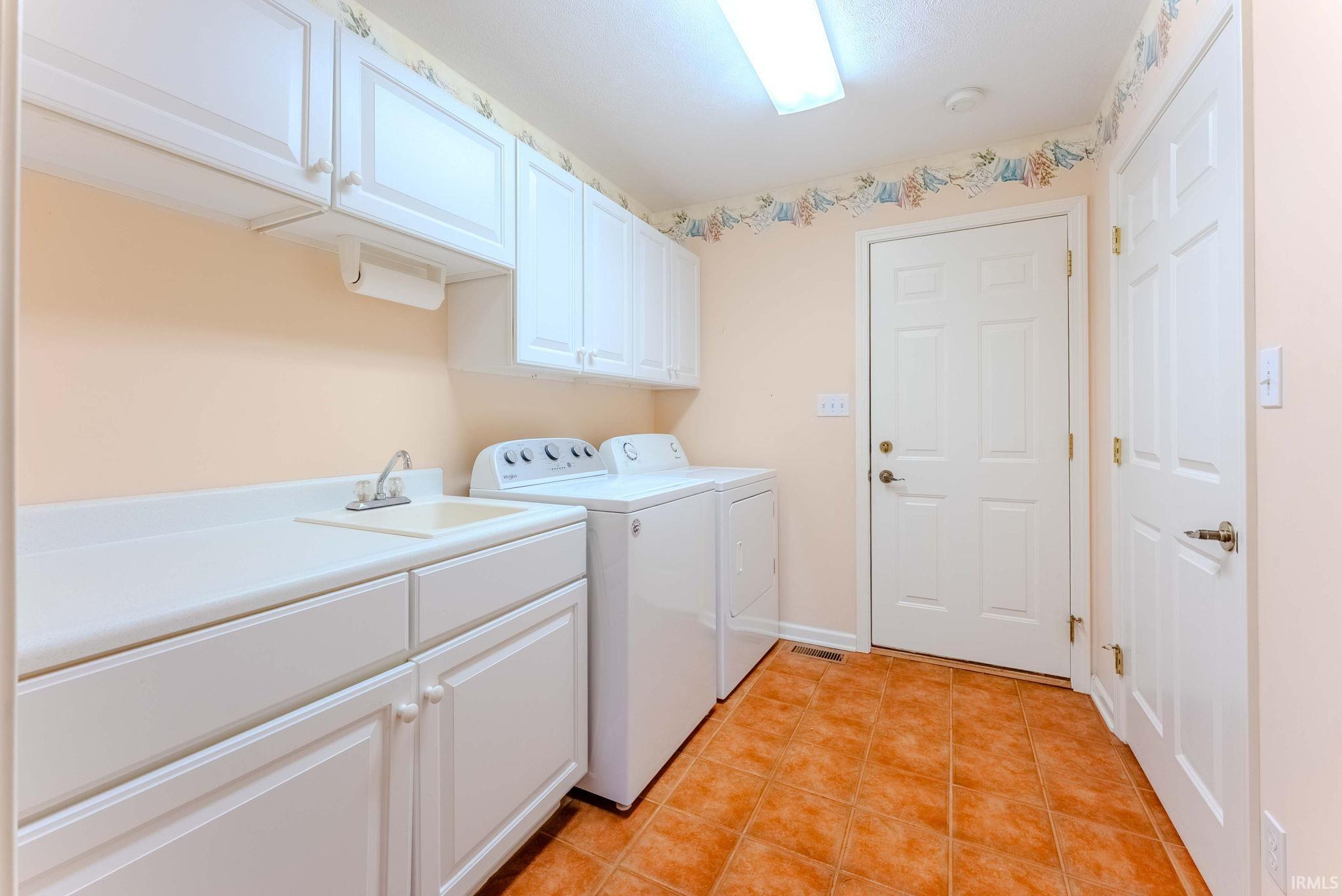 27 Golf Course Drive Wabash, IN 46992 - Photo 32 of 35