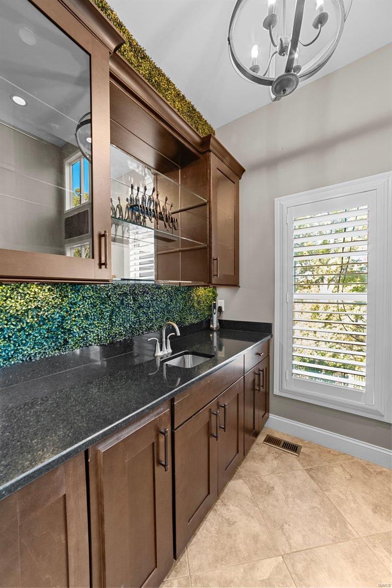 16751 Eagle Bluff Court Chesterfield, MO 63005 - Photo 32 of 76