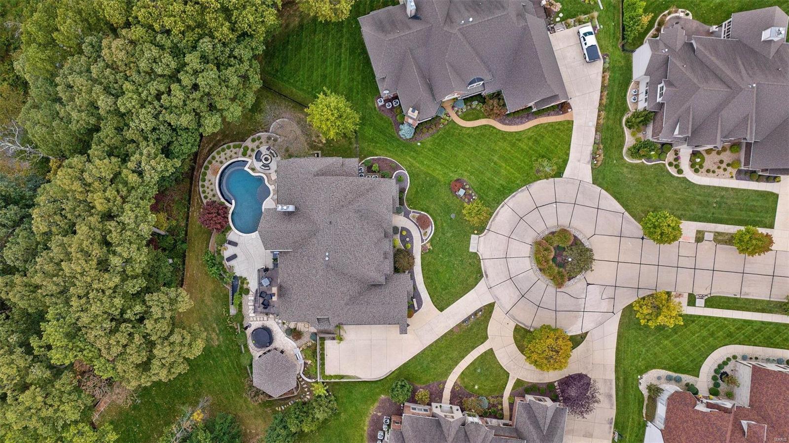 16751 Eagle Bluff Court Chesterfield, MO 63005 - Photo 4 of 76