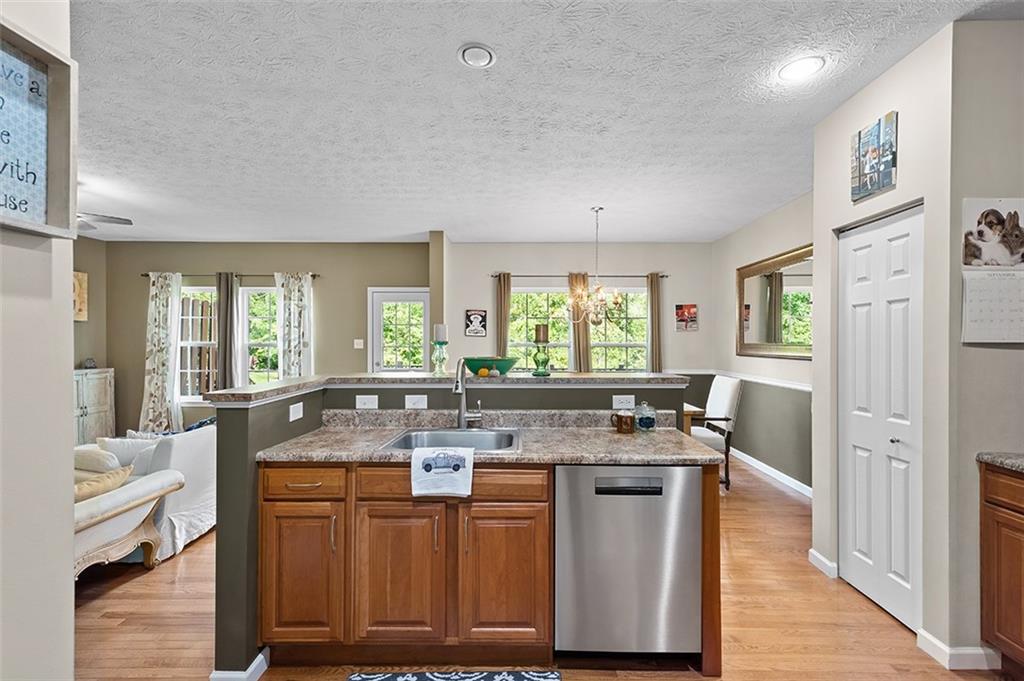 278 Maple Ridge Drive Canonsburg, PA 15317 - Photo 10 of 34 Gallery Image 10