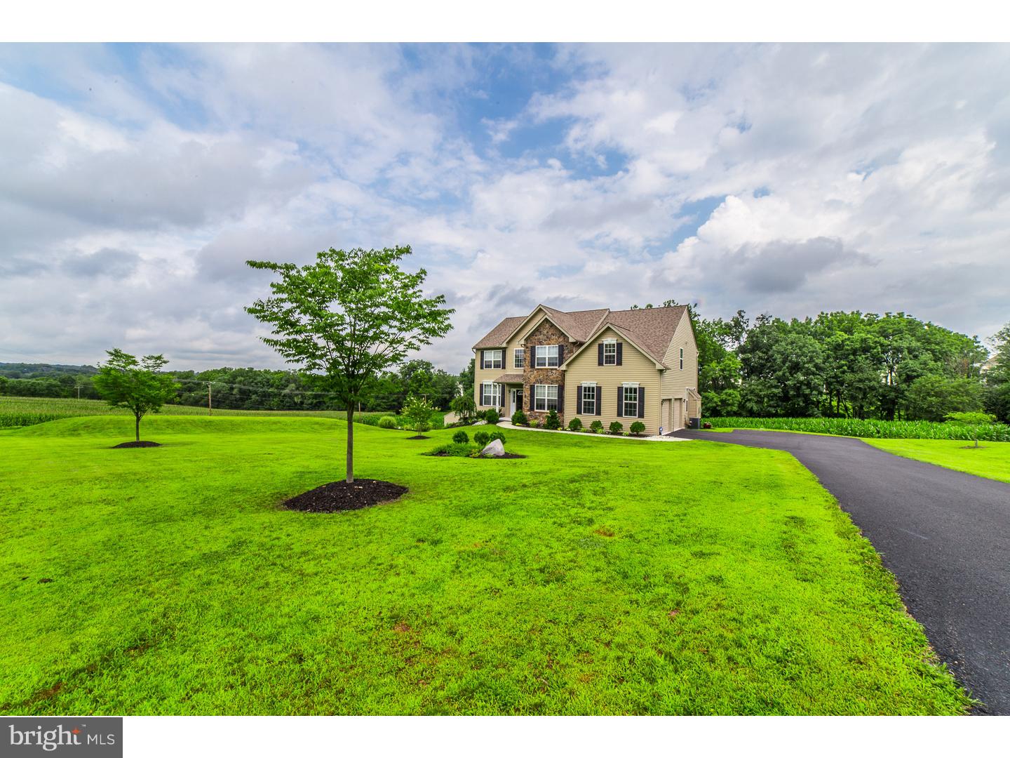 631 Landis Road Harleysville, PA 19438 - Photo 2 of 25 Gallery Image 2