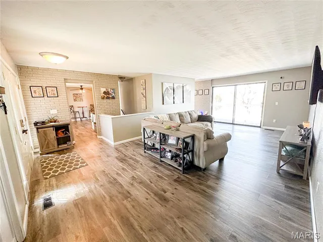 $439,000 | 2441 North Highway 19, Salem, MO 65560