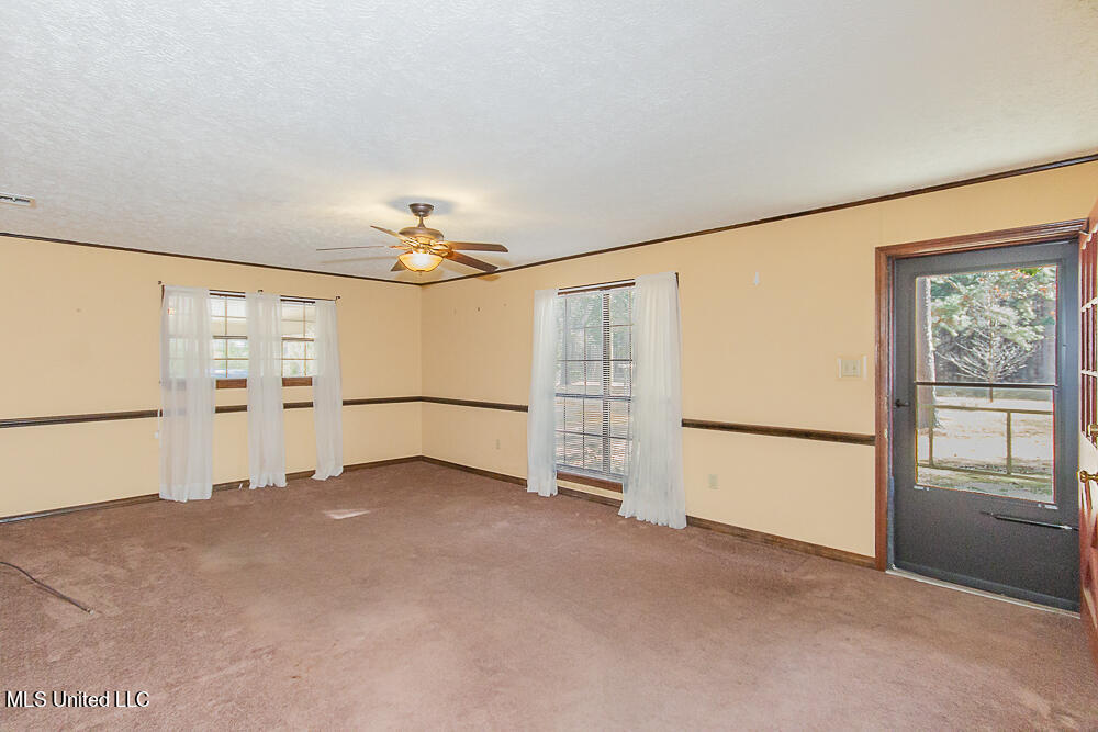 1312 Shell Oil Road Brandon, MS 39042 - Photo 10 of 28 Living Room with Views of the Front Yard