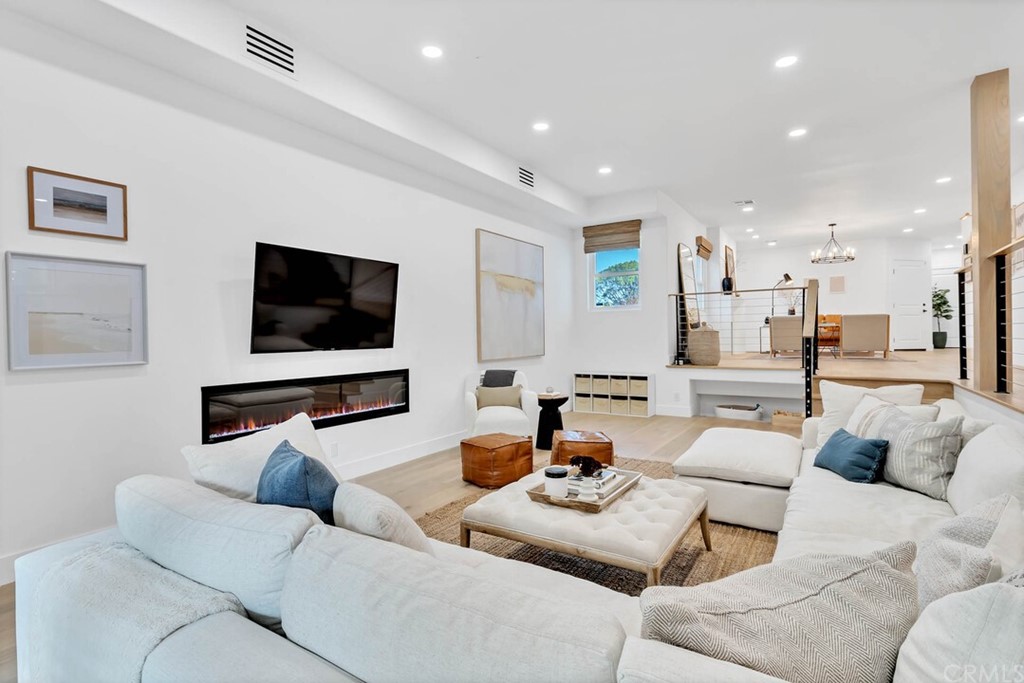 425 Manitoba Street Playa del Rey, CA 90293 - Photo 13 of 60