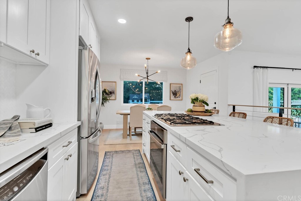 425 Manitoba Street Playa del Rey, CA 90293 - Photo 6 of 60