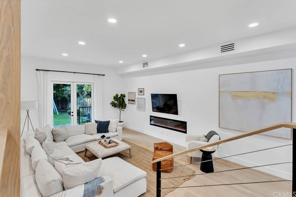 425 Manitoba Street Playa del Rey, CA 90293 - Photo 9 of 60