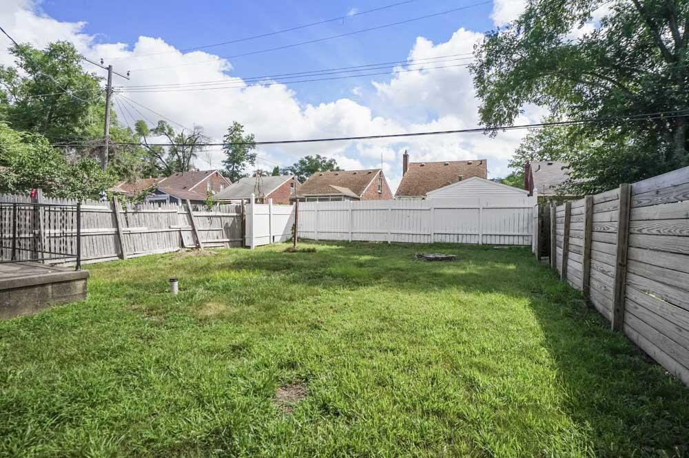 18278 Manor Detroit, MI 48221 - Photo 12 of 13 original (4)