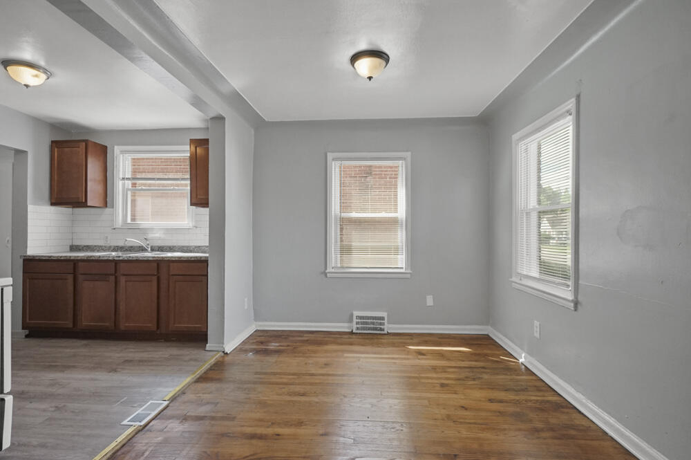 18278 Manor Detroit, MI 48221 - Photo 5 of 13 original (9)