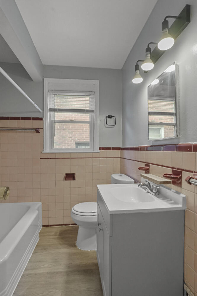 18278 Manor Detroit, MI 48221 - Photo 8 of 13 original (14)