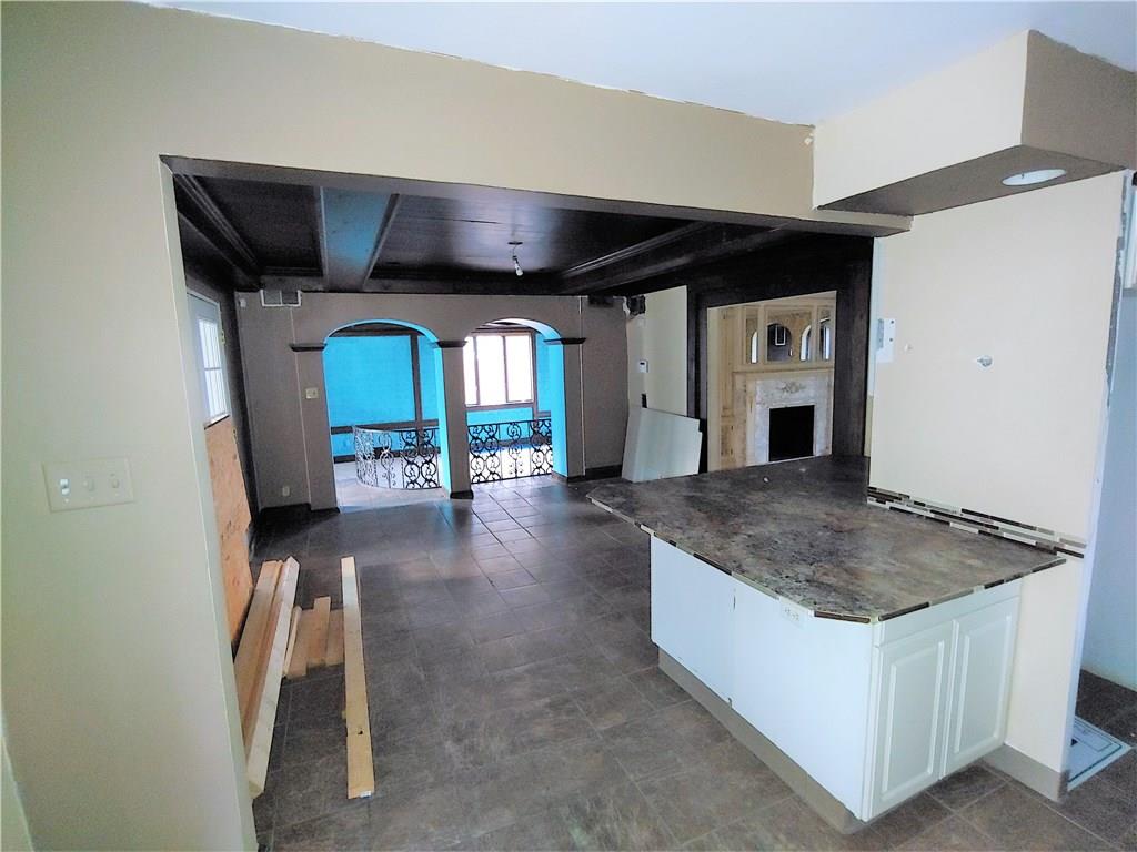 210 Hochberg Road Pittsburgh, PA 15235 - Photo 8 of 23 Gallery Image 8