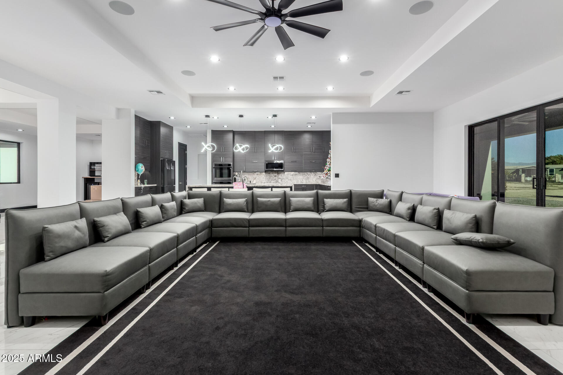 629 North Bruner Road Buckeye, AZ 85396 - Photo 7 of 14 13 - Great Room