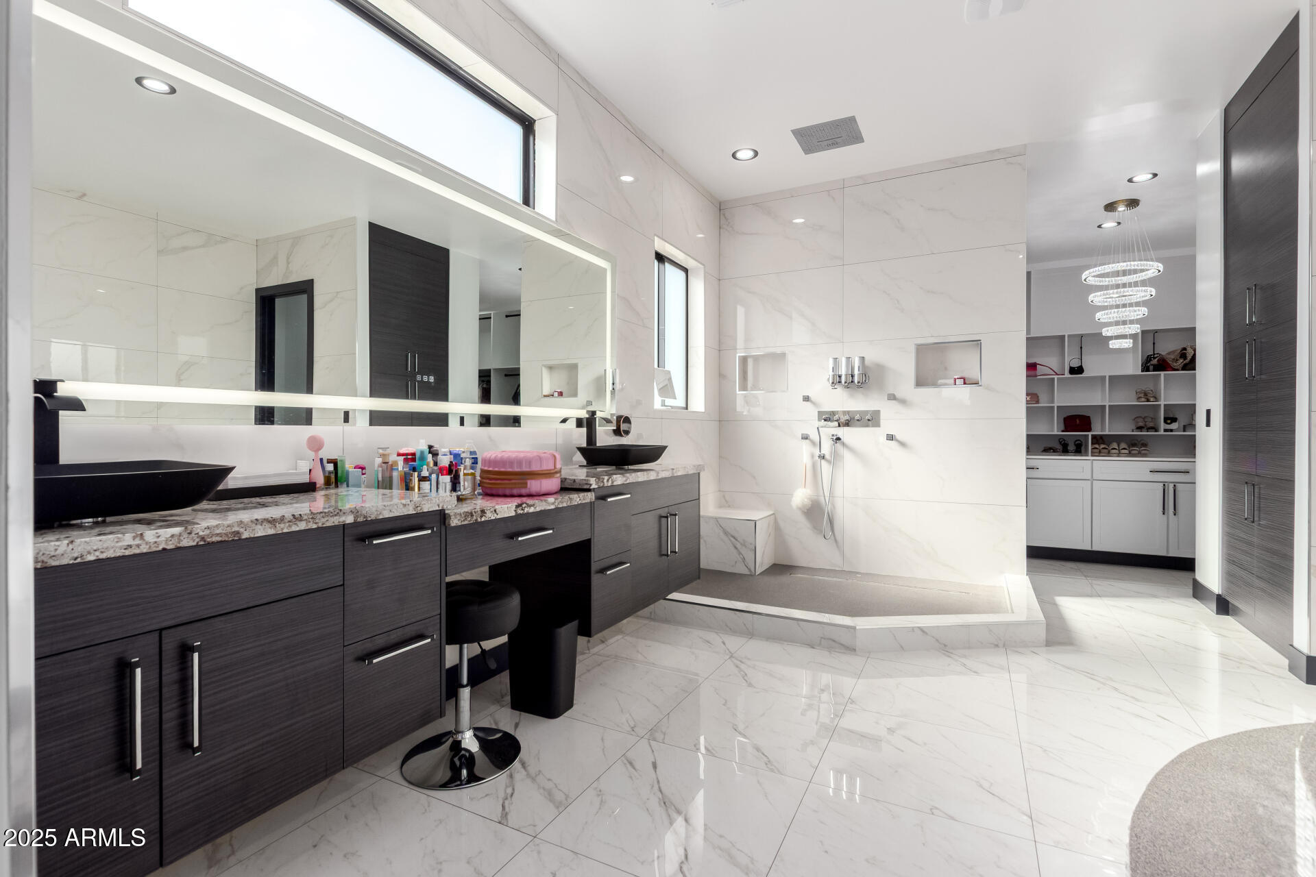 629 North Bruner Road Buckeye, AZ 85396 - Photo 10 of 14 24 - Master Bathroom
