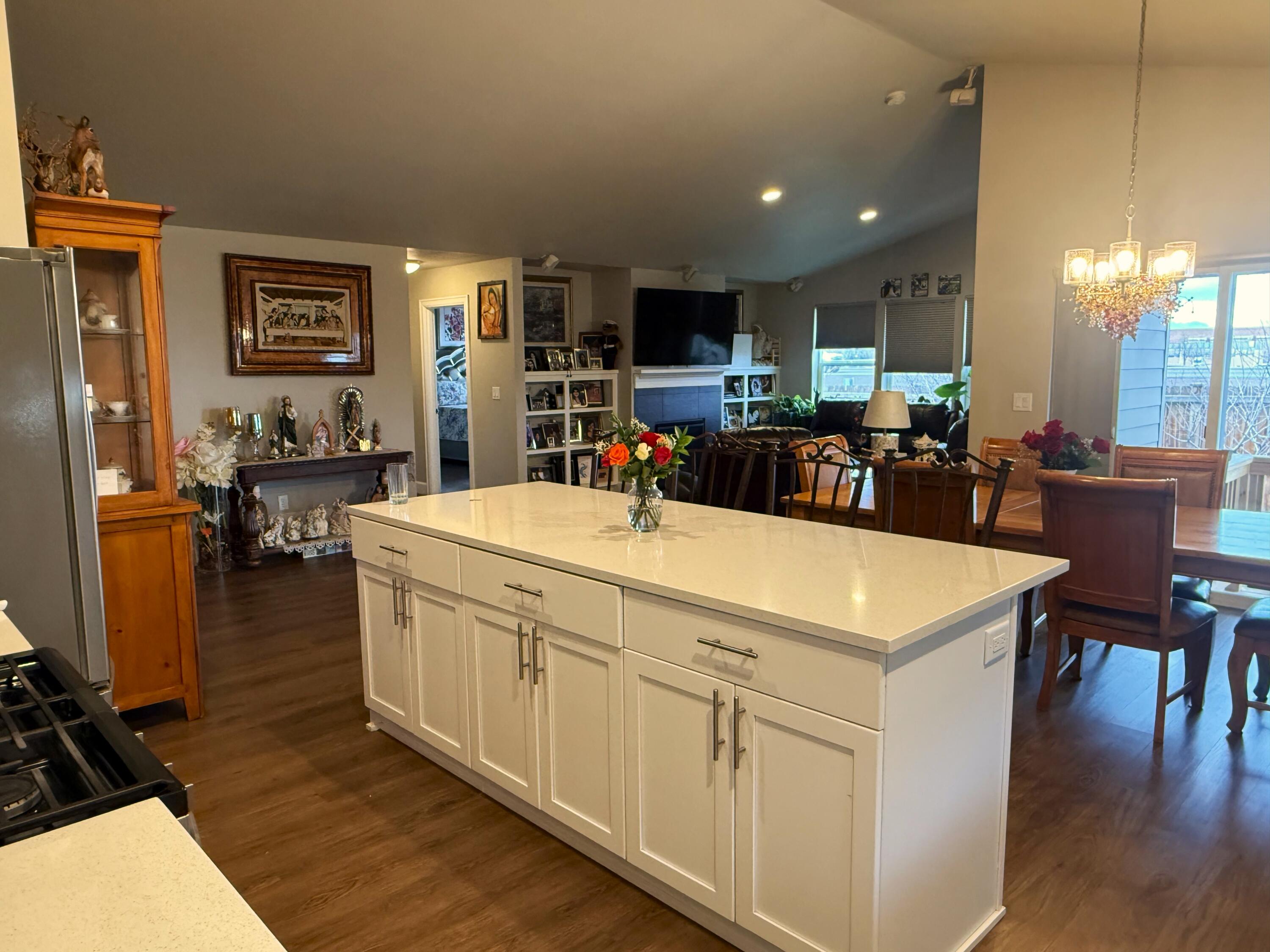 1779 Northeast 3rd Street Redmond, OR 97756 - Photo 11 of 19 IMG_5230