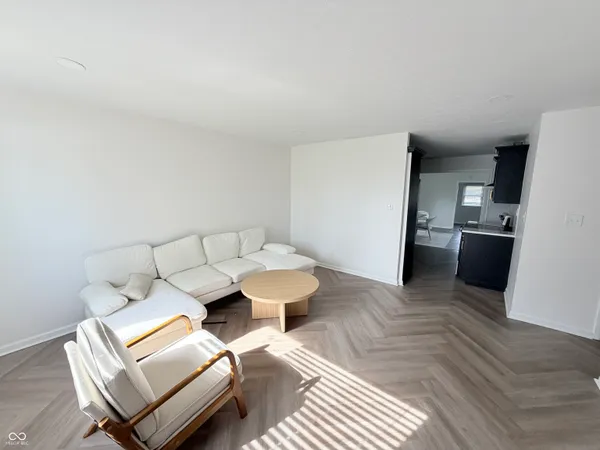 $2,750 | 11230 North College Avenue, Carmel, IN 46032