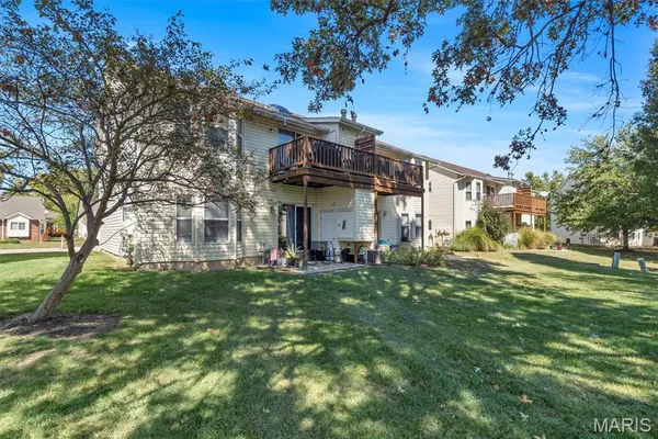 $149,900 | 420 Cambridge Place, Unit 2, St. Peters, MO 63376