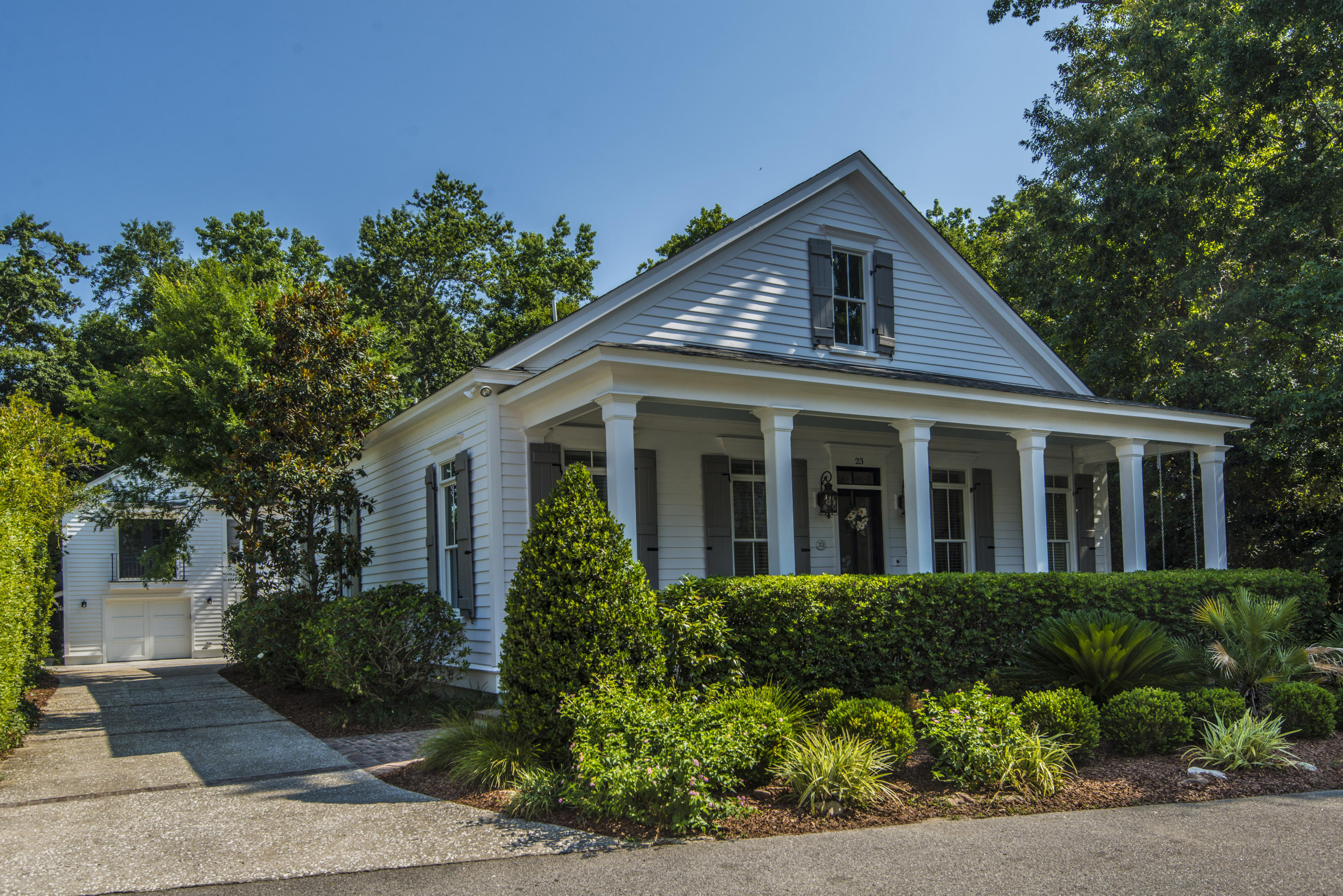 23 Edenton Road Mount Pleasant, SC 29464 - Photo 2 of 57 23 Edenton Road