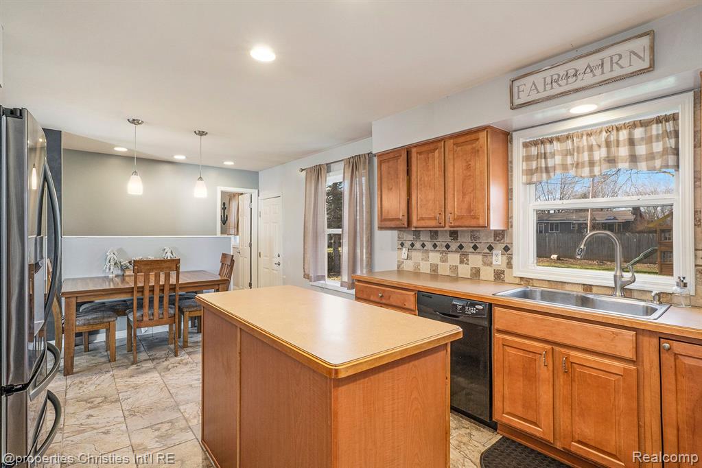 5083 North Georgetown Road Grand Blanc, MI 48439 - Photo 10 of 26 Gallery Image 10