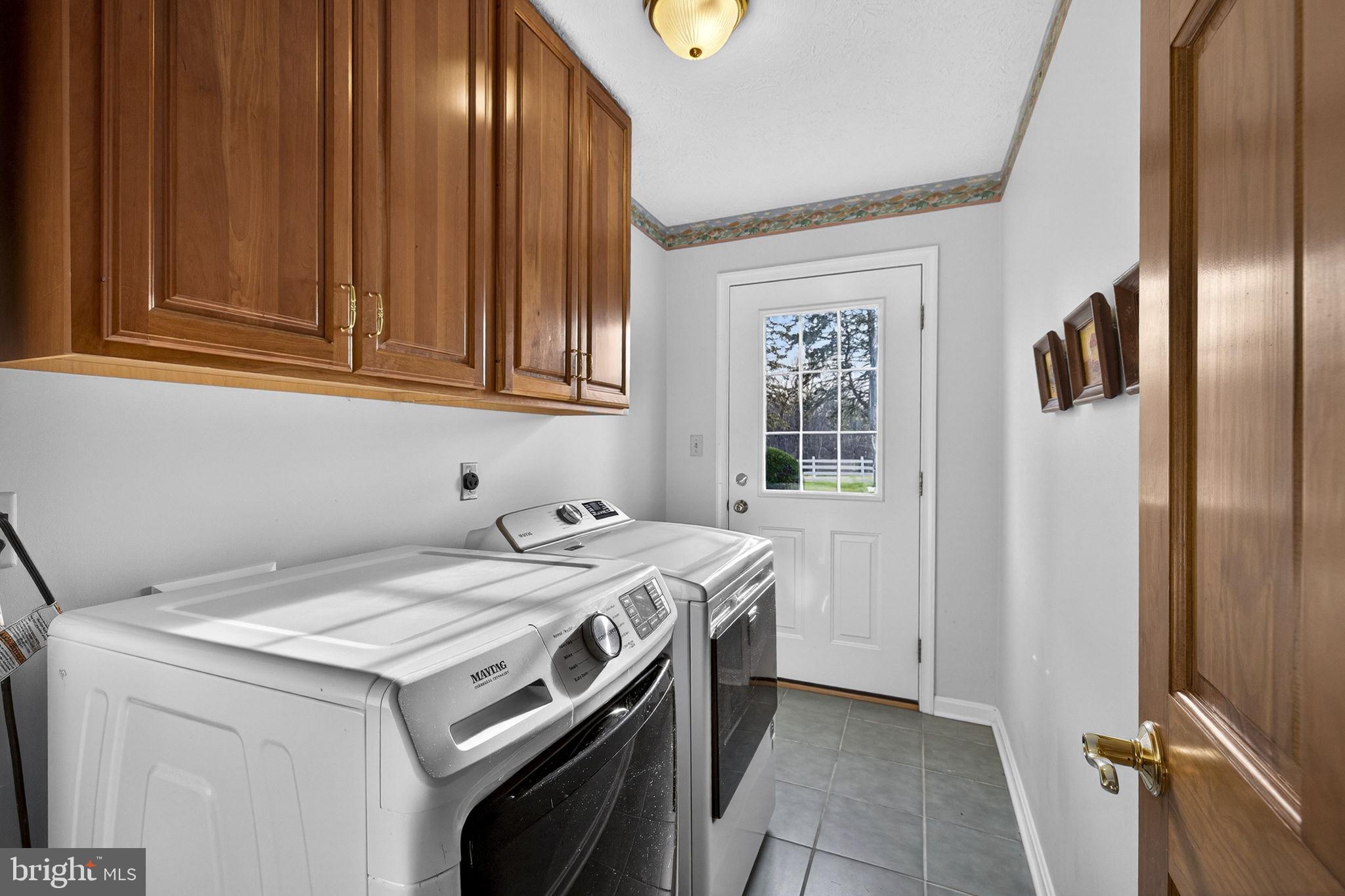 456 Marple Road Winchester, VA 22603 - Photo 40 of 84 Laundry room on the main level