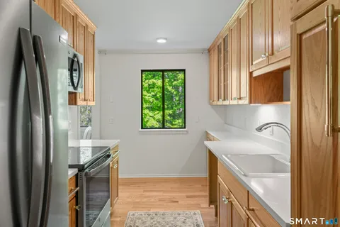 $270,000 | 69 Heritage Village, Unit C, Southbury, CT 06488