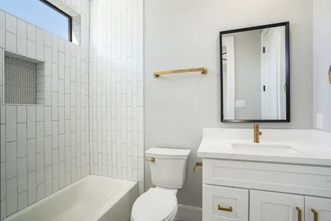 $525,000 | 2218 Francis Street, Houston, TX 77004