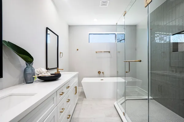 $525,000 | 2218 Francis Street, Houston, TX 77004