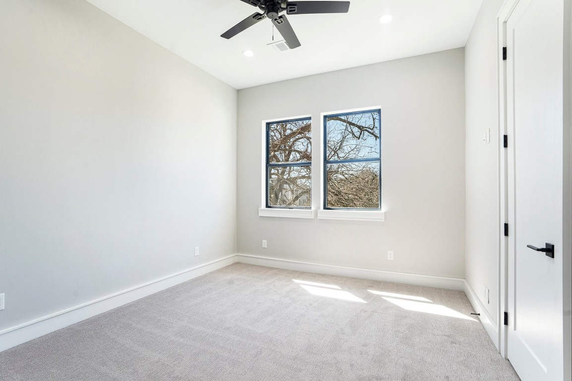 2218 Francis Street Houston, TX 77004 - Photo 28 of 33
