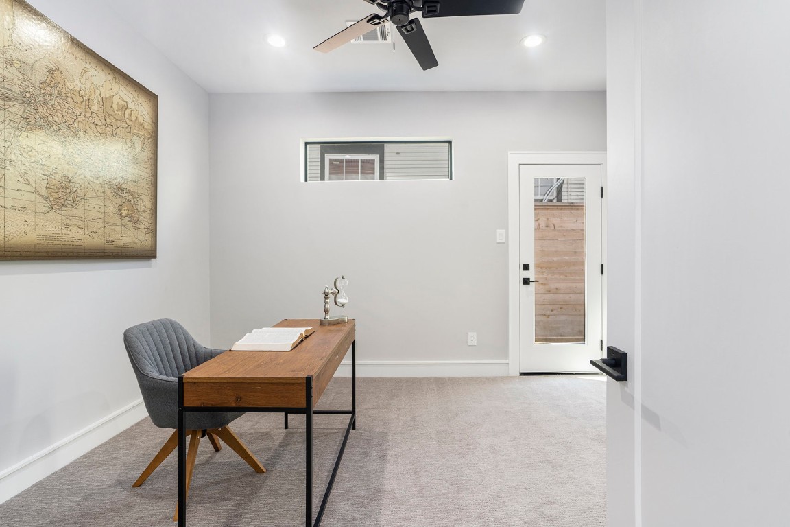 2218 Francis Street Houston, TX 77004 - Photo 30 of 33