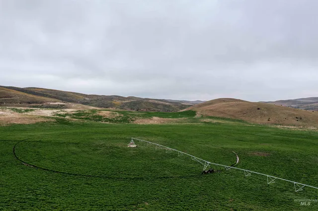 $2,700,000 | 1836 Cemetery Road, Weiser, ID 83672