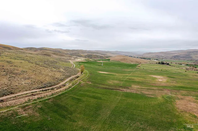 $2,700,000 | 1836 Cemetery Road, Weiser, ID 83672