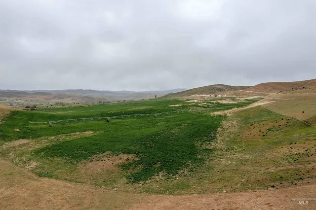 $2,700,000 | 1836 Cemetery Road, Weiser, ID 83672