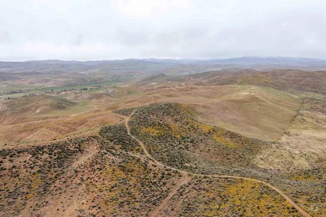 $2,700,000 | 1836 Cemetery Road, Weiser, ID 83672