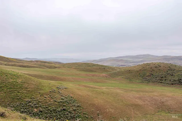 $2,700,000 | 1836 Cemetery Road, Weiser, ID 83672