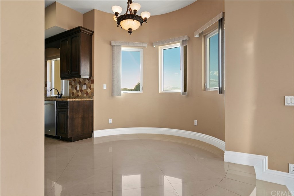 24918 Bella Vista Drive Newhall, CA 91321 - Photo 18 of 32