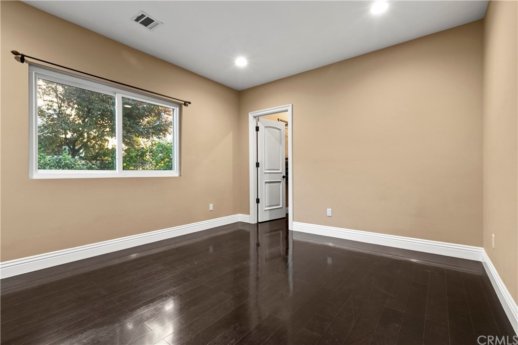 24918 Bella Vista Drive Newhall, CA 91321 - Photo 27 of 32