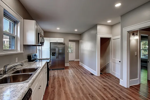 $329,900 | 511 South Watauga Avenue, Elizabethton, TN 37643